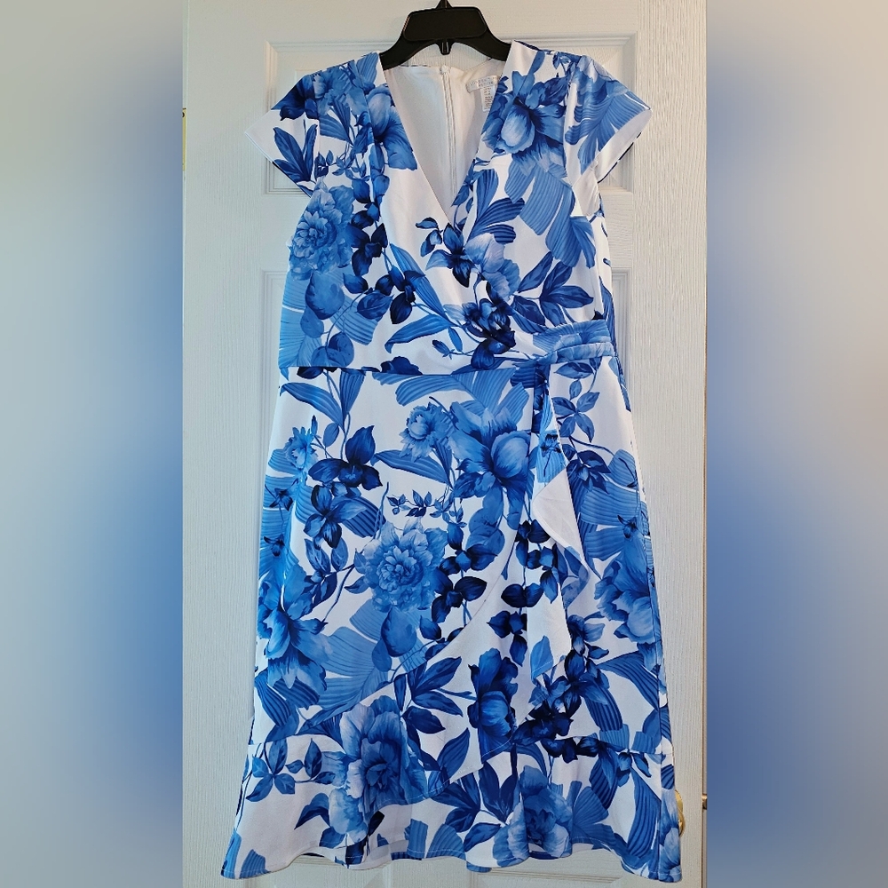 London Times petite Short Printed Floral Knee Length Cocktail Dress Size 16P NWT - Picture 2 of 10